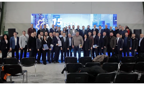 ELVORTI felicită asociația „UkrAgroMash” cu ocazia celei de-a 15-a aniversări.