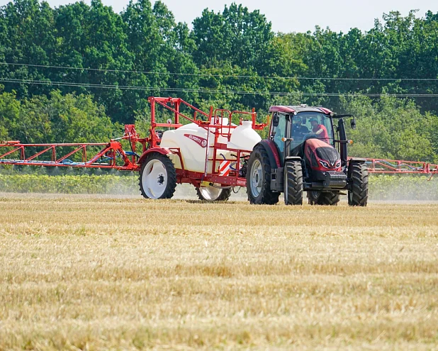 Pulverizatorul tractat TETIS image