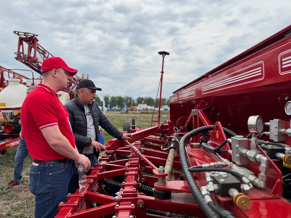 ELVORTI la „AGRO KIROVOHRADȘCINA 2026”: premiera grapei cu discuri ERIDAN 6000 și demonstrarea tehnologiilor agricole moderne — 3