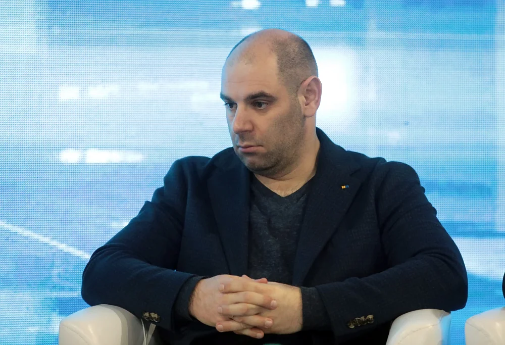 ELVORTI felicită asociația „UkrAgroMash” cu ocazia celei de-a 15-a aniversări. — 4
