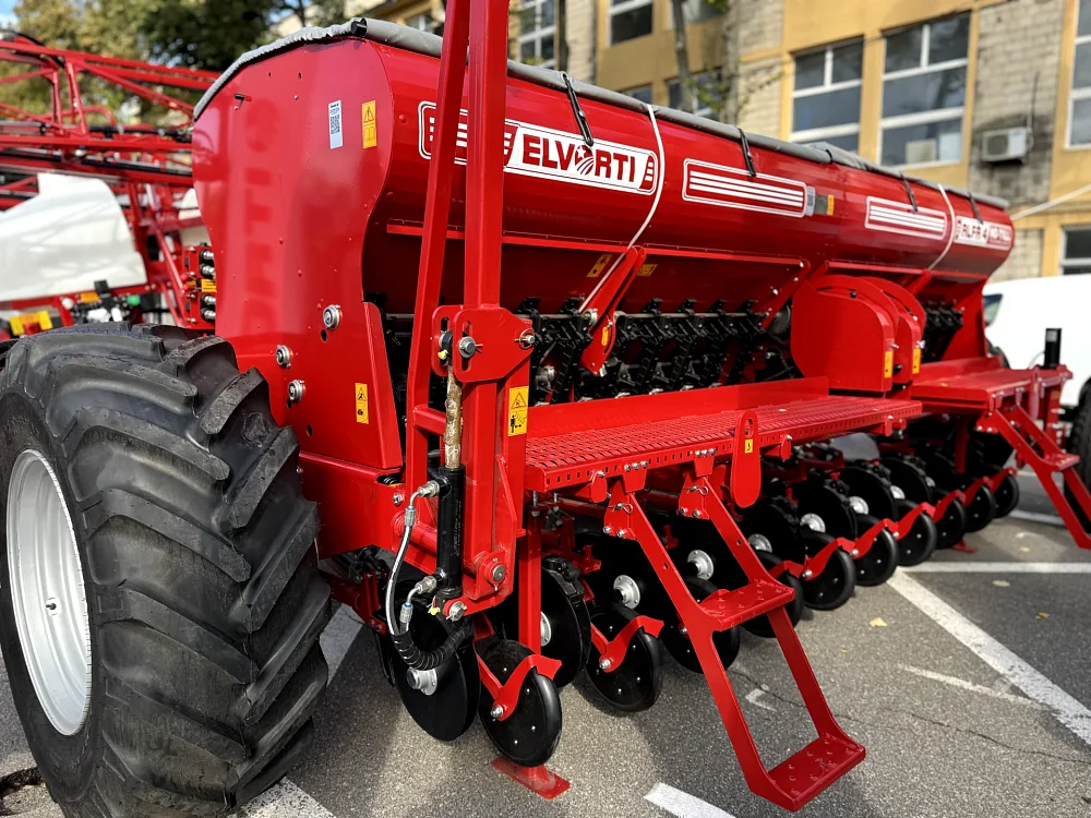 Premiera ALFA 4 No-Till cu design nou de la ELVORTI la MOLDAGROTECH 2026 — 2